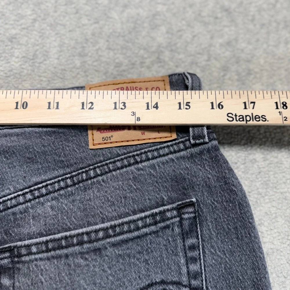 Levi's 501 Mens Relaxed Straight Jeans Charcoal Gray Classic Button Fly 29x28